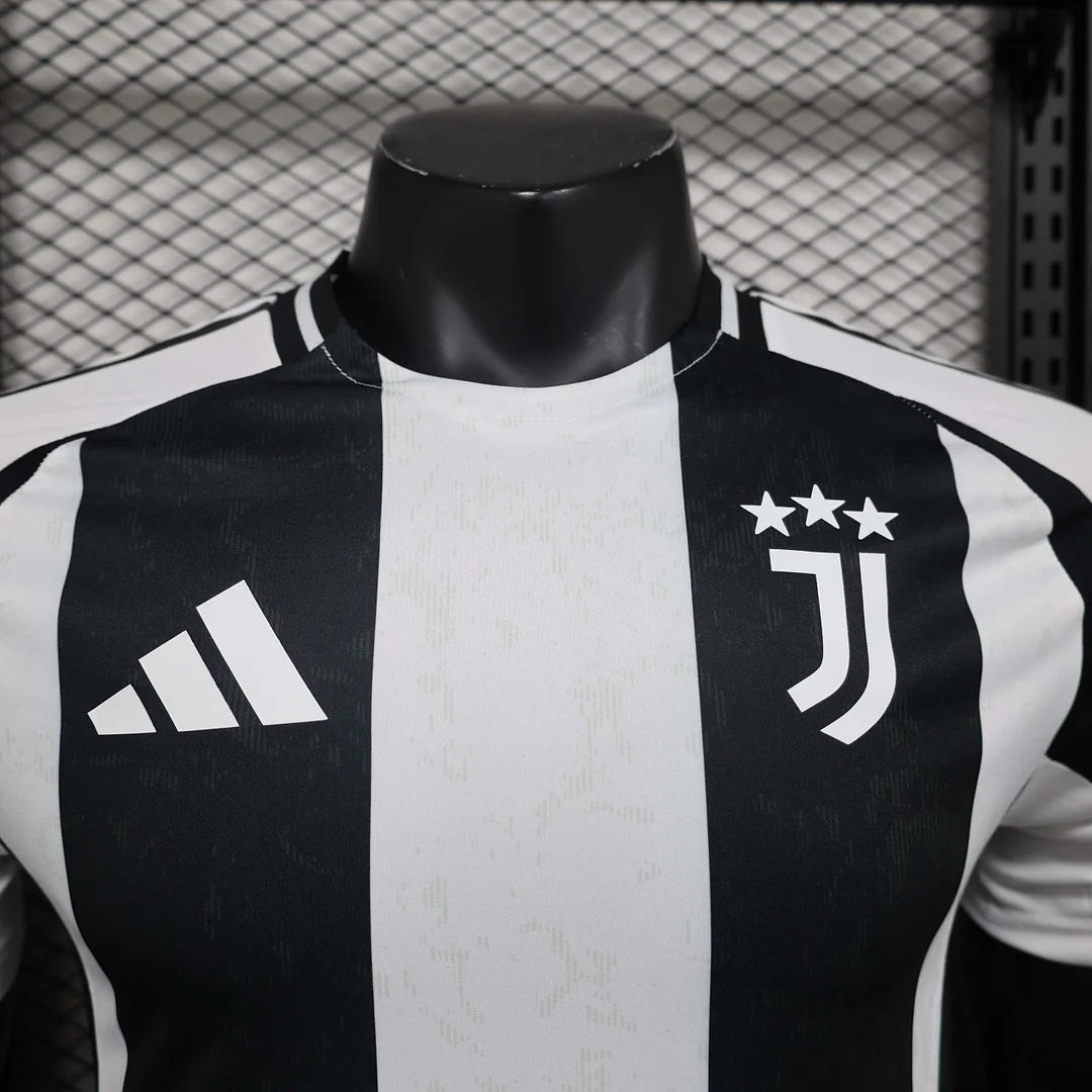 2024/2025 Juventus Player Version Home Soccer Jersey 1:1 Quality